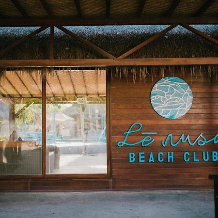 Le Nusa Beach Club Lembongan Exterior foto
